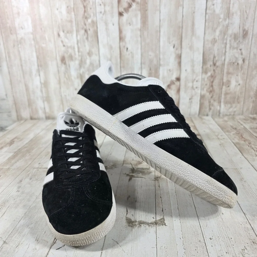 Adidas Gazelle Mens Black White Suede Low Top Sneakers‎ BB5476 Size 8